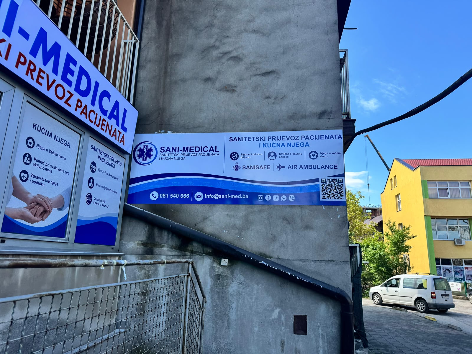 brendiranje izloga Tuzla. Brendiranje izloga Lukavac.